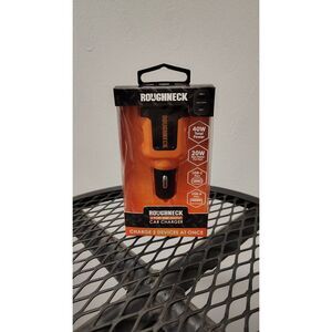 NWT Roughneck Dual‎ Port USB 40Watt Car Charger